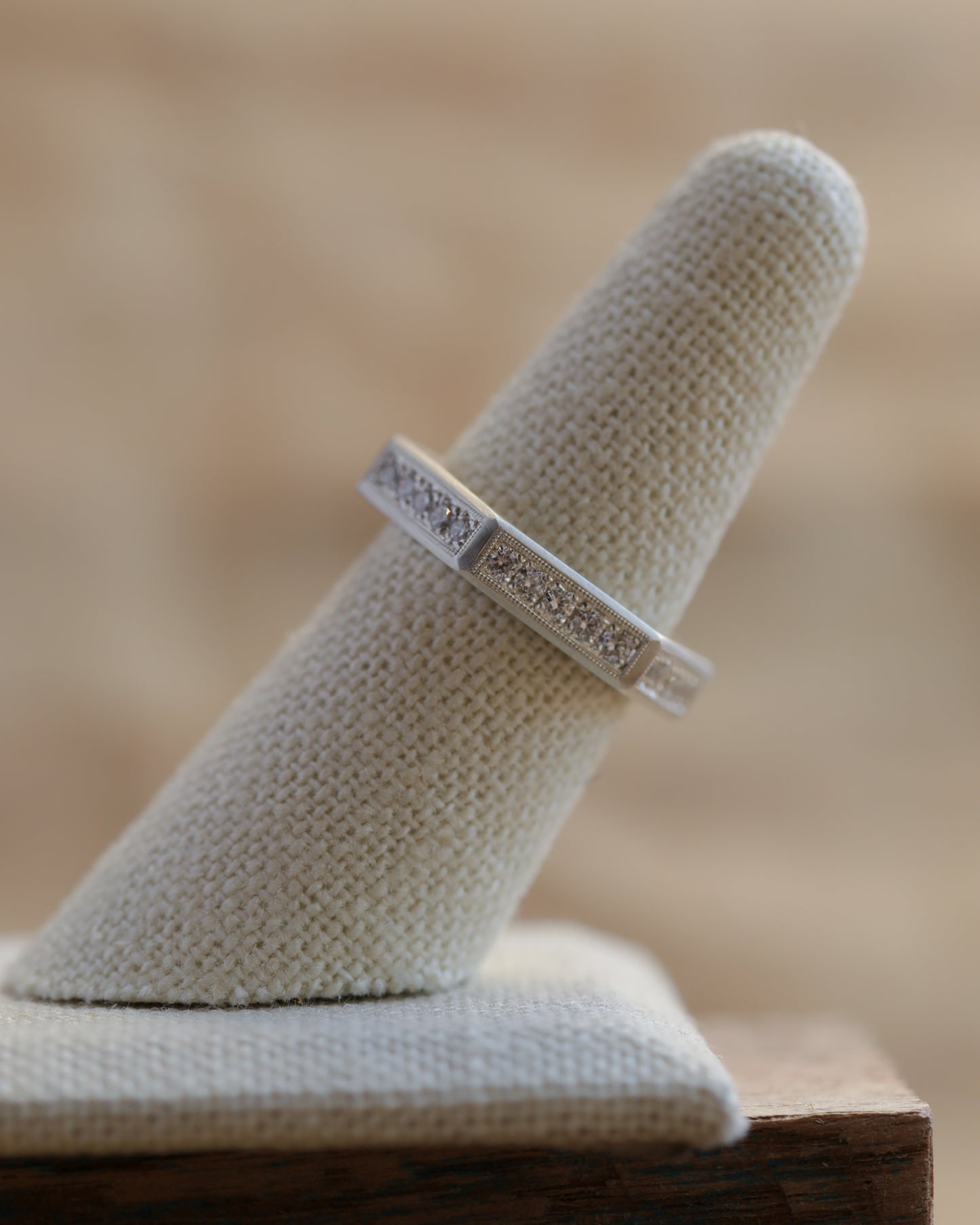 Pavè Hex Band