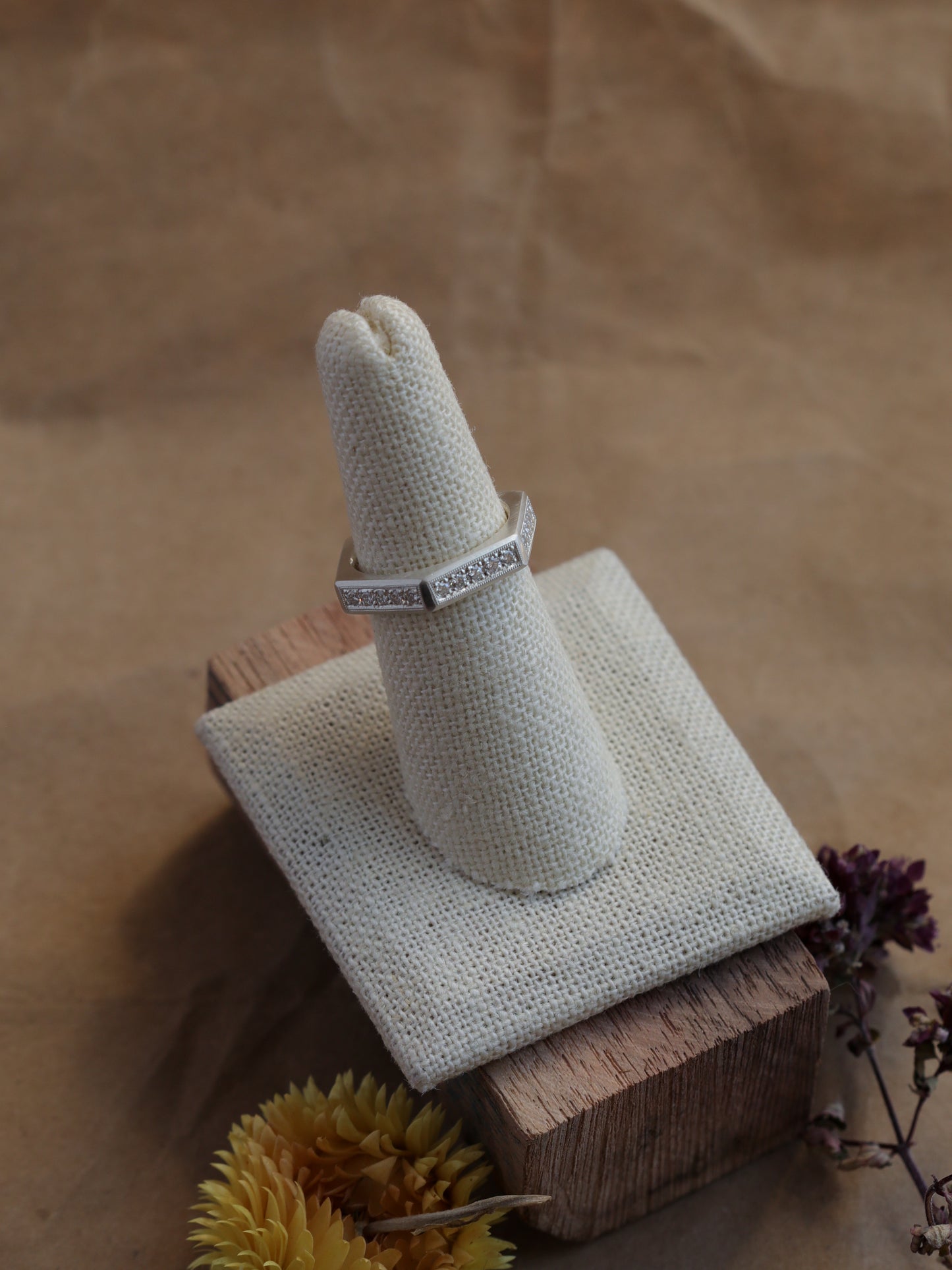 Pavè Hex Band