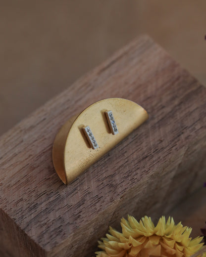 Micro Pavè Bar Studs